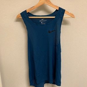 Nike Aeroswift Singlet